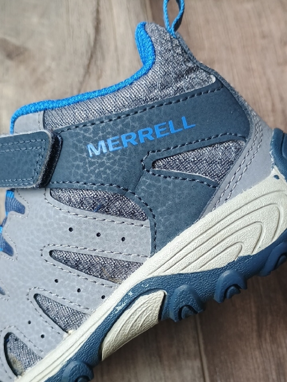 Merrell Kids Gray and Blue Trail Sneakers - Picture 2 of 10